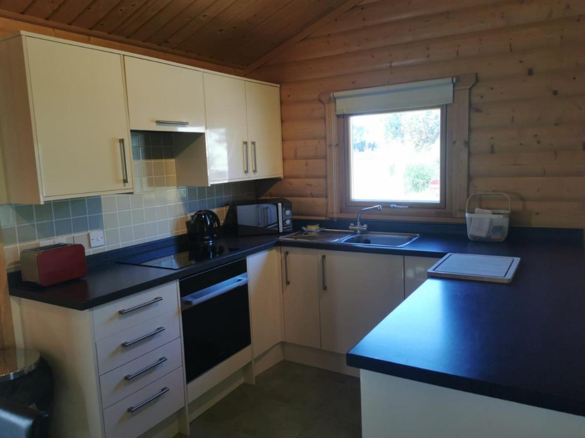 Villa Chestnut Meadow Country Park Sidley Exterior foto